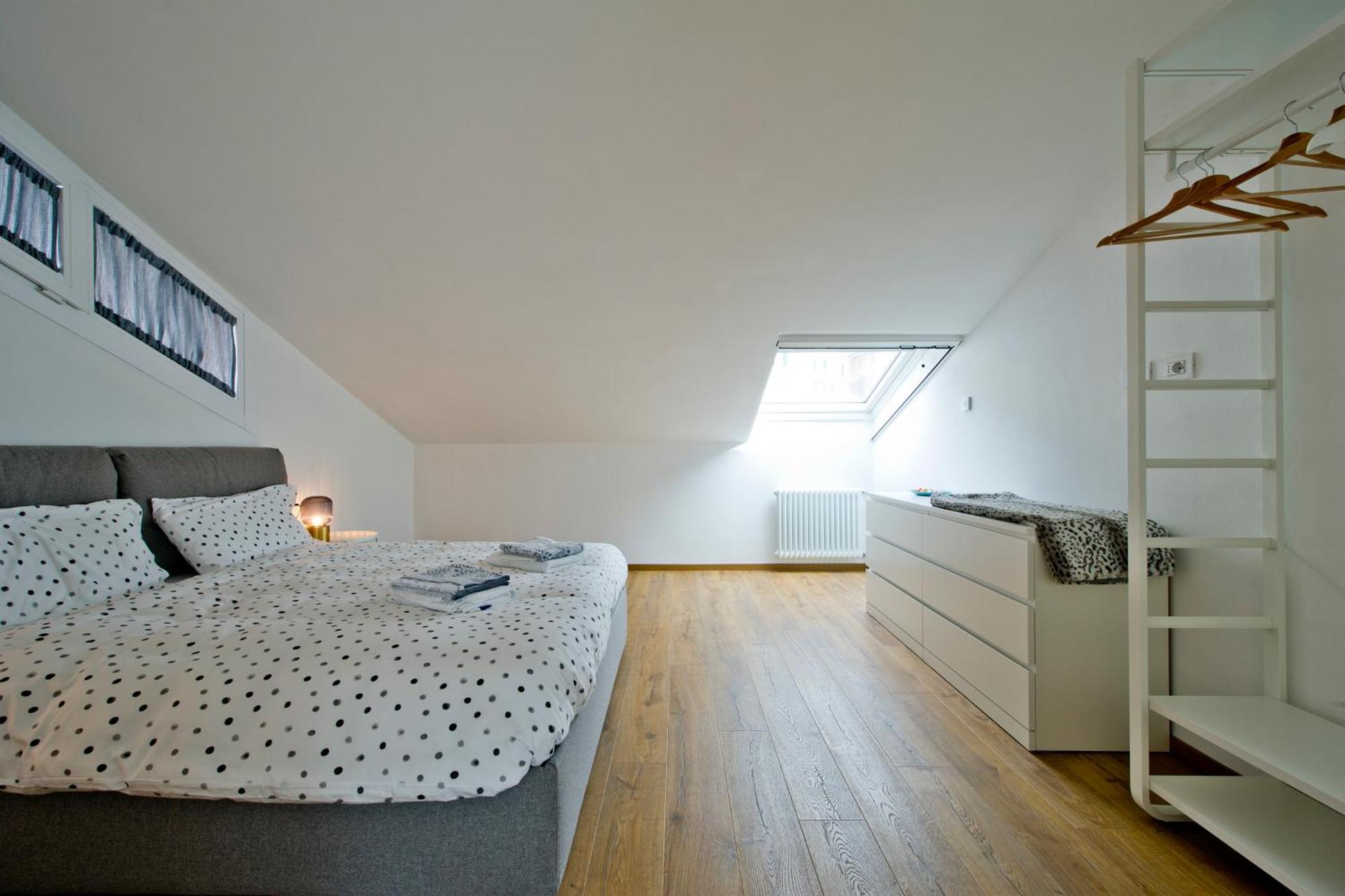 Sky View Apartment Como Exteriör bild