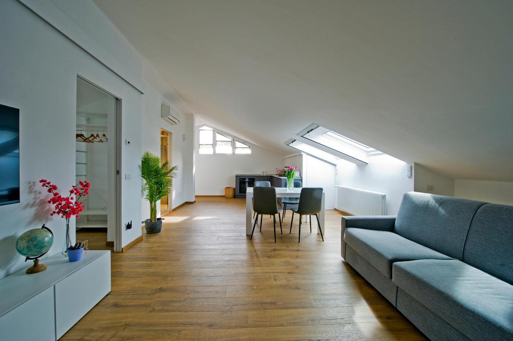 Sky View Apartment Como Exteriör bild